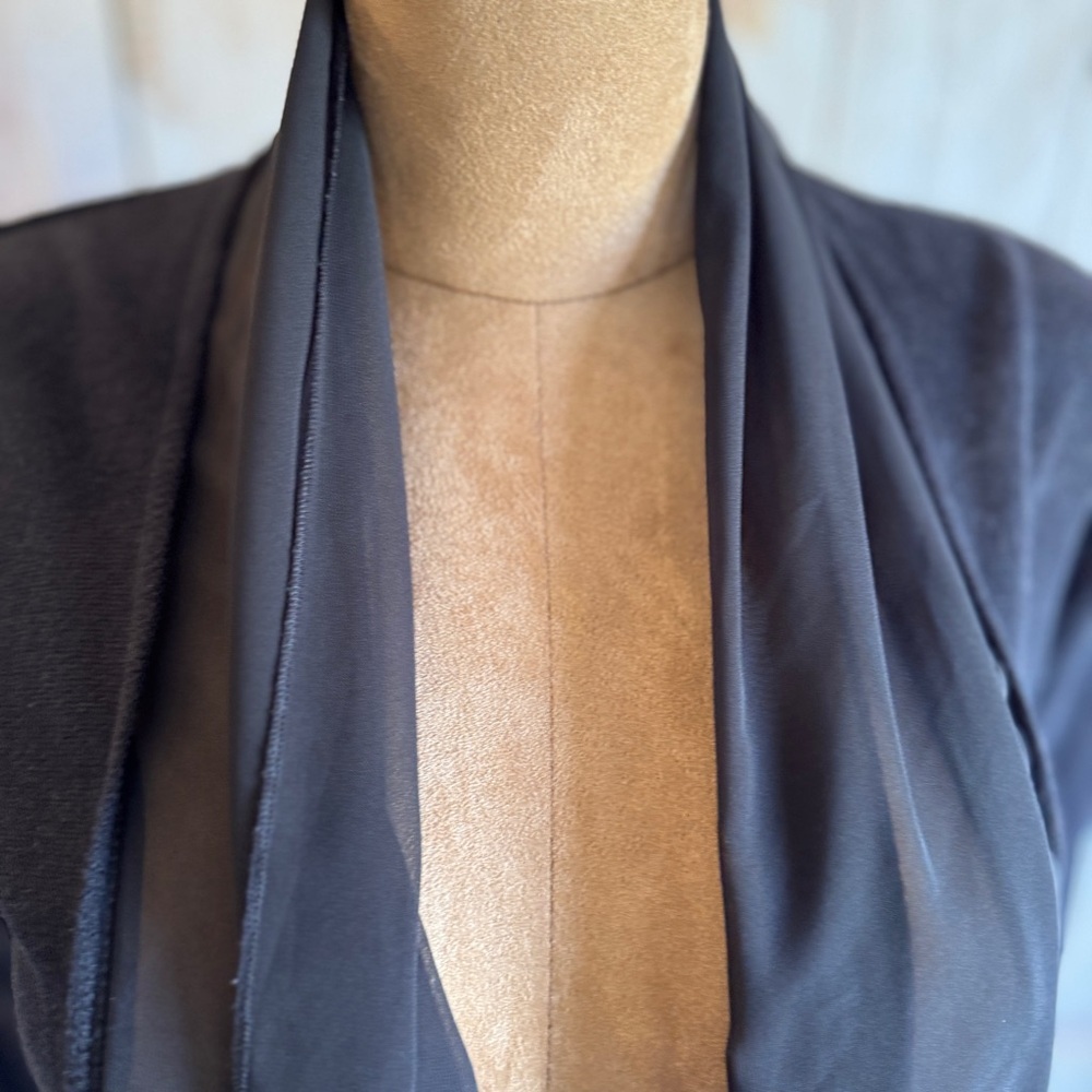Chico's Easywear Black Cardigan, sheer lapel, lightweight sz 0 or S/4​ - Picture 11 of 15